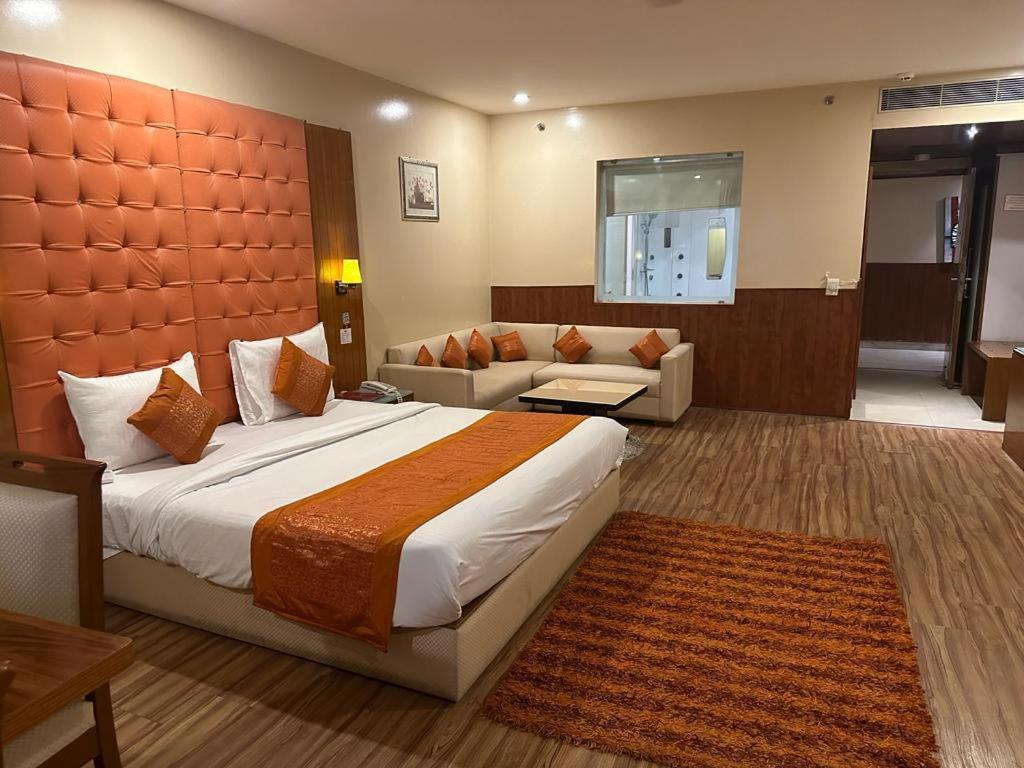 Airport Hotel Ramhan Palace Mahipalpur Nueva Delhi Exterior foto