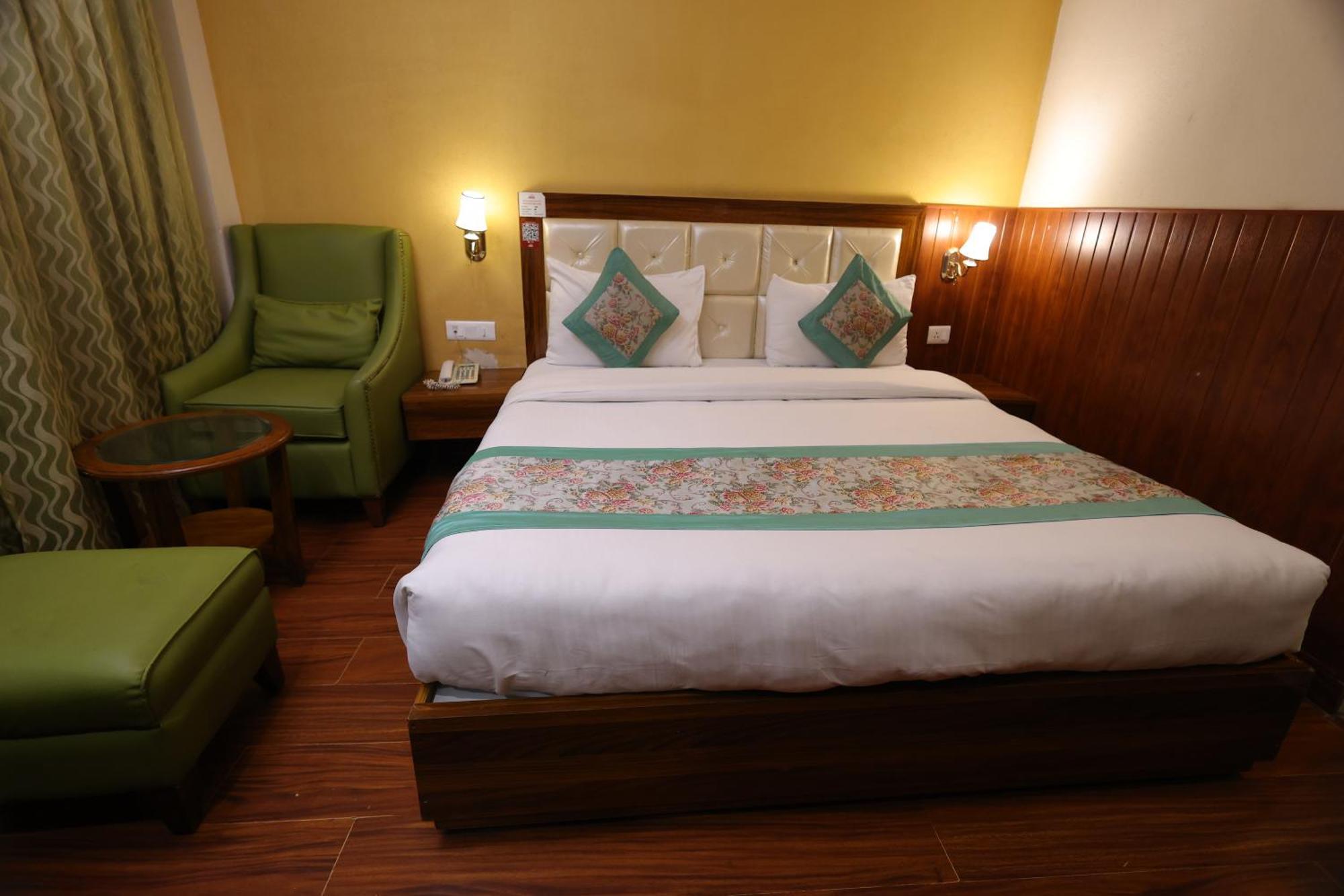 Airport Hotel Ramhan Palace Mahipalpur Nueva Delhi Exterior foto