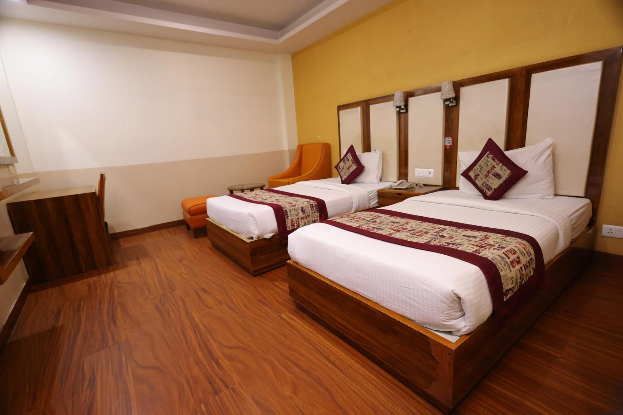 Airport Hotel Ramhan Palace Mahipalpur Nueva Delhi Exterior foto
