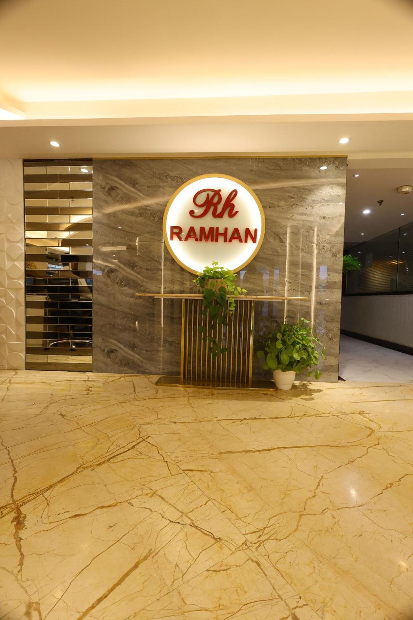 Airport Hotel Ramhan Palace Mahipalpur Nueva Delhi Exterior foto