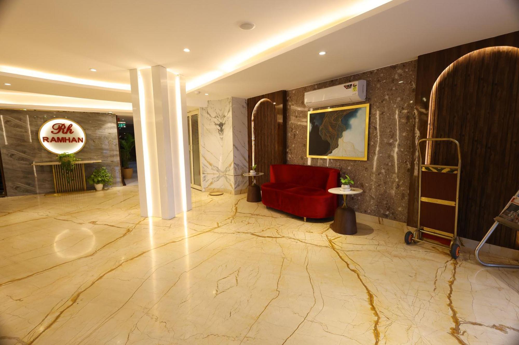 Airport Hotel Ramhan Palace Mahipalpur Nueva Delhi Exterior foto