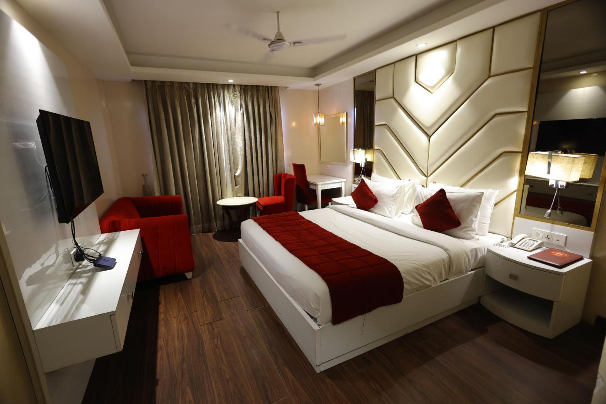 Airport Hotel Ramhan Palace Mahipalpur Nueva Delhi Exterior foto